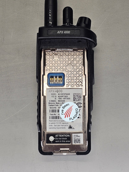 Motorola Portable APX4000 VHF 136-174 512ch 5W M2 Dual Knob AN