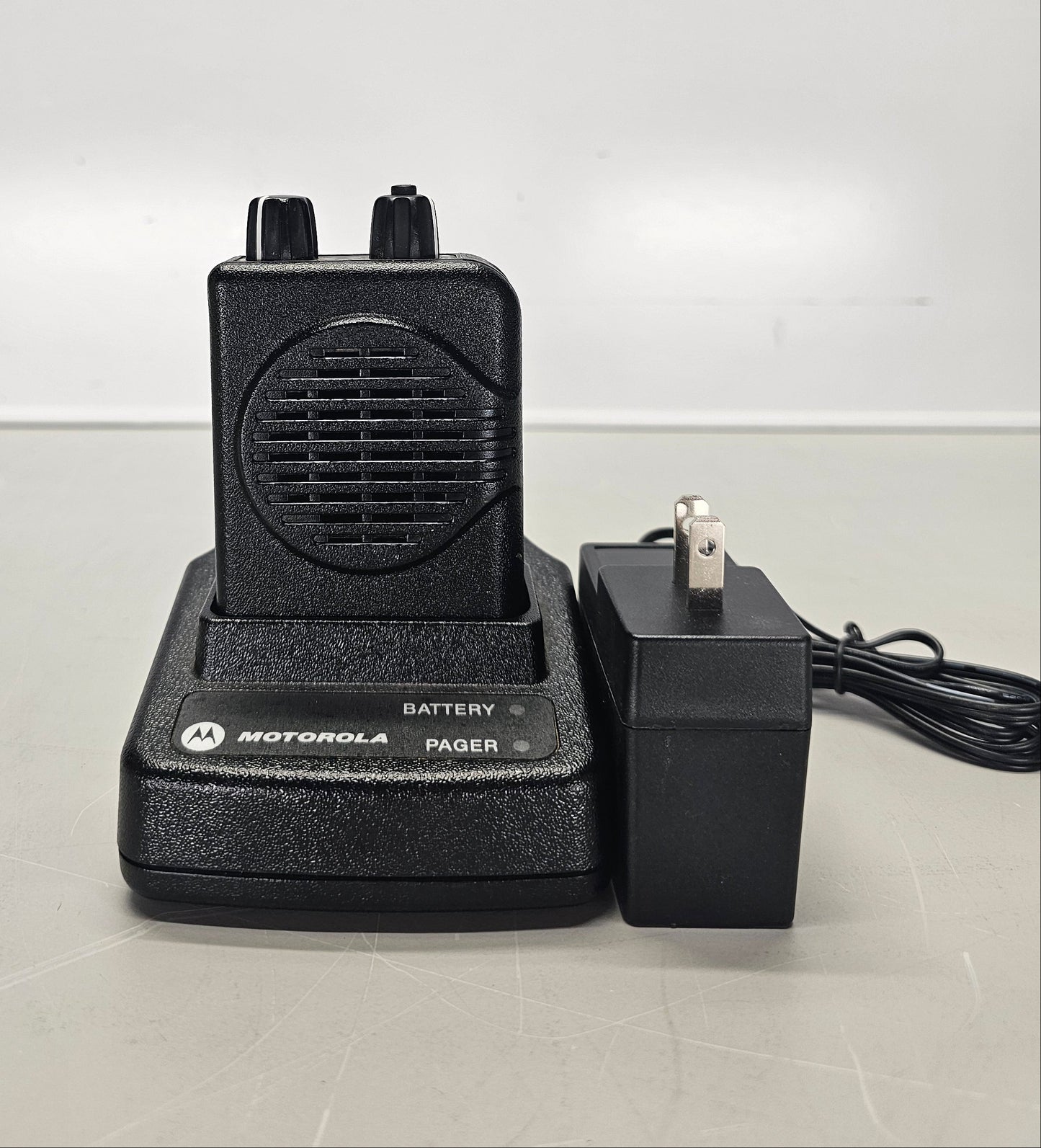 Motorola Pager Minitor V UHF 470-478 Mhz 2ch Stored Voice