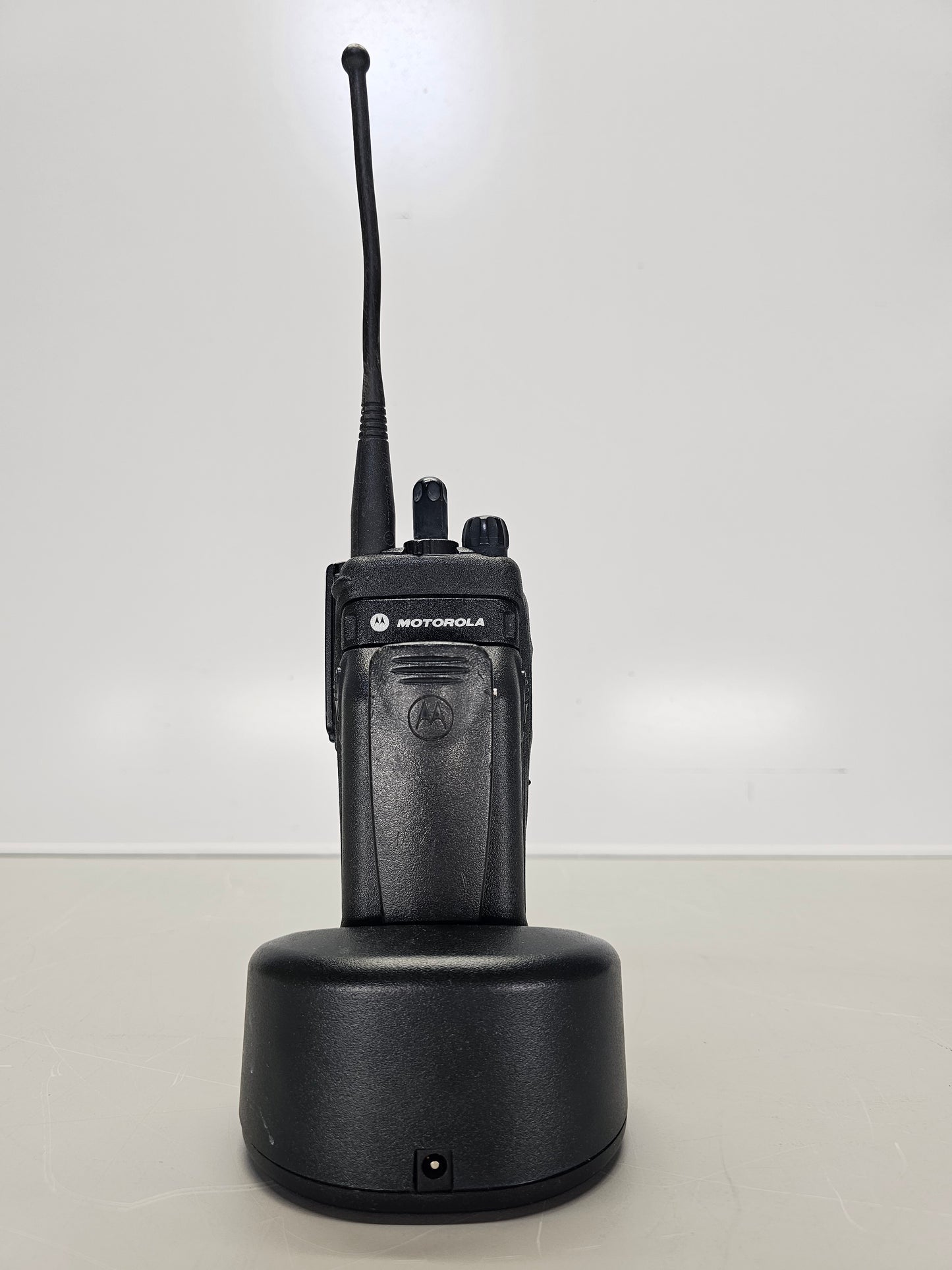 Motorola Portable XTS1500 VHF 136-174 Mhz 48ch 5W M1
