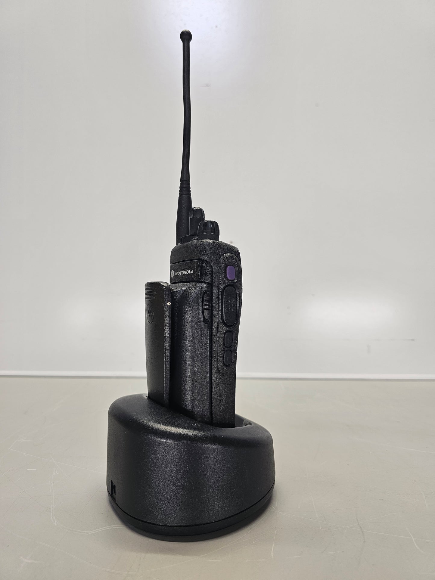 Motorola Portable XTS1500 VHF 136-174 Mhz 48ch 5W M1