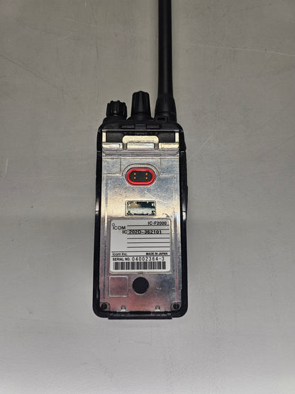 Icom Portable IC-F2000 UHF 400-470 Mhz 16ch 4W