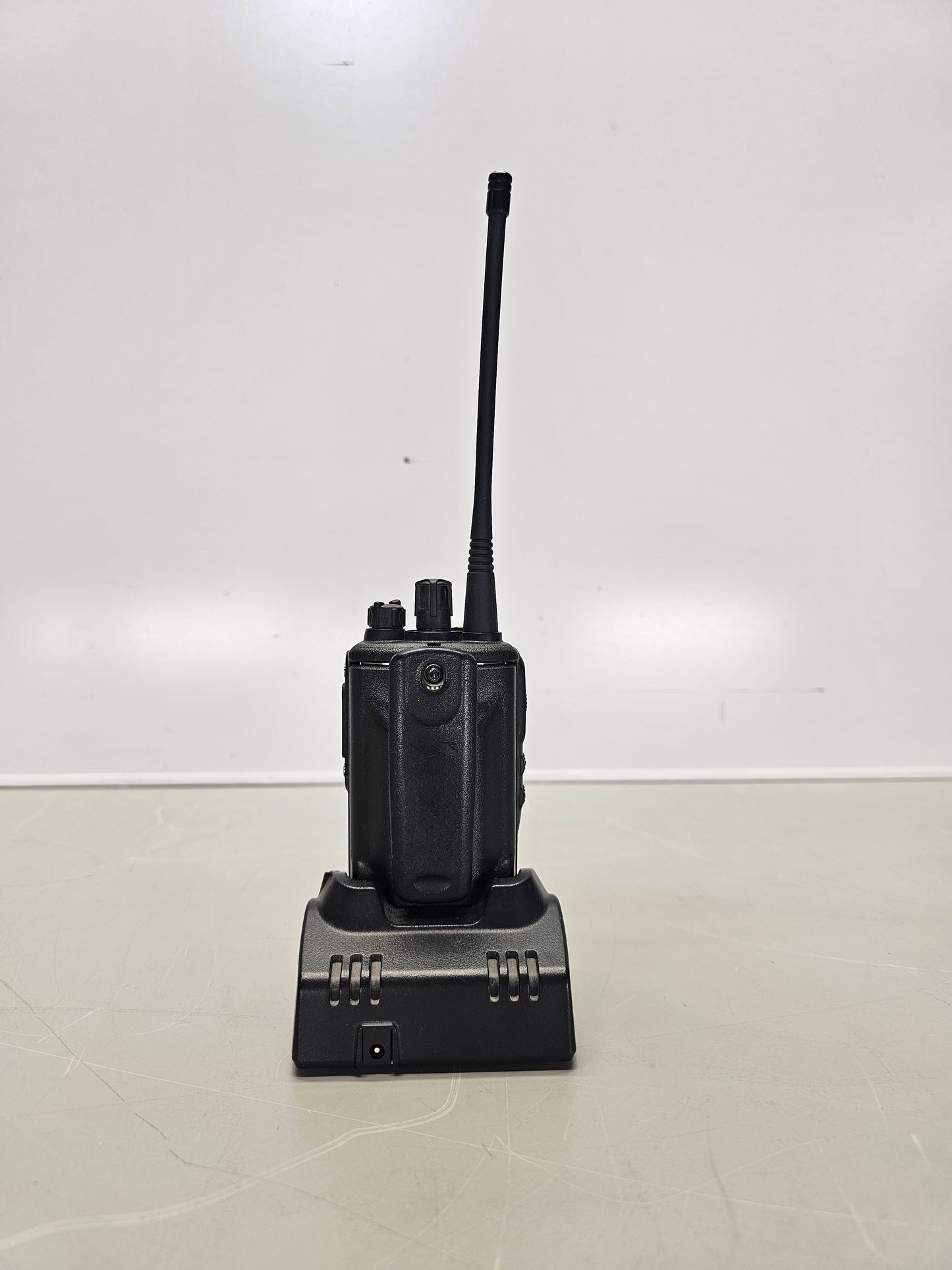 Vertex VX-821U UHF 403-470 16ch 5W