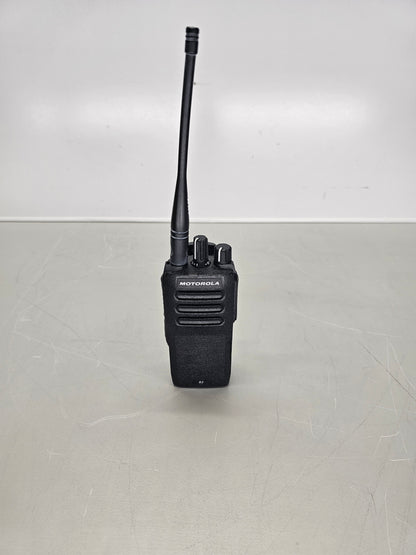 Motorola Portable R2 UHF 400-480 Mhz 64ch 4W Analog