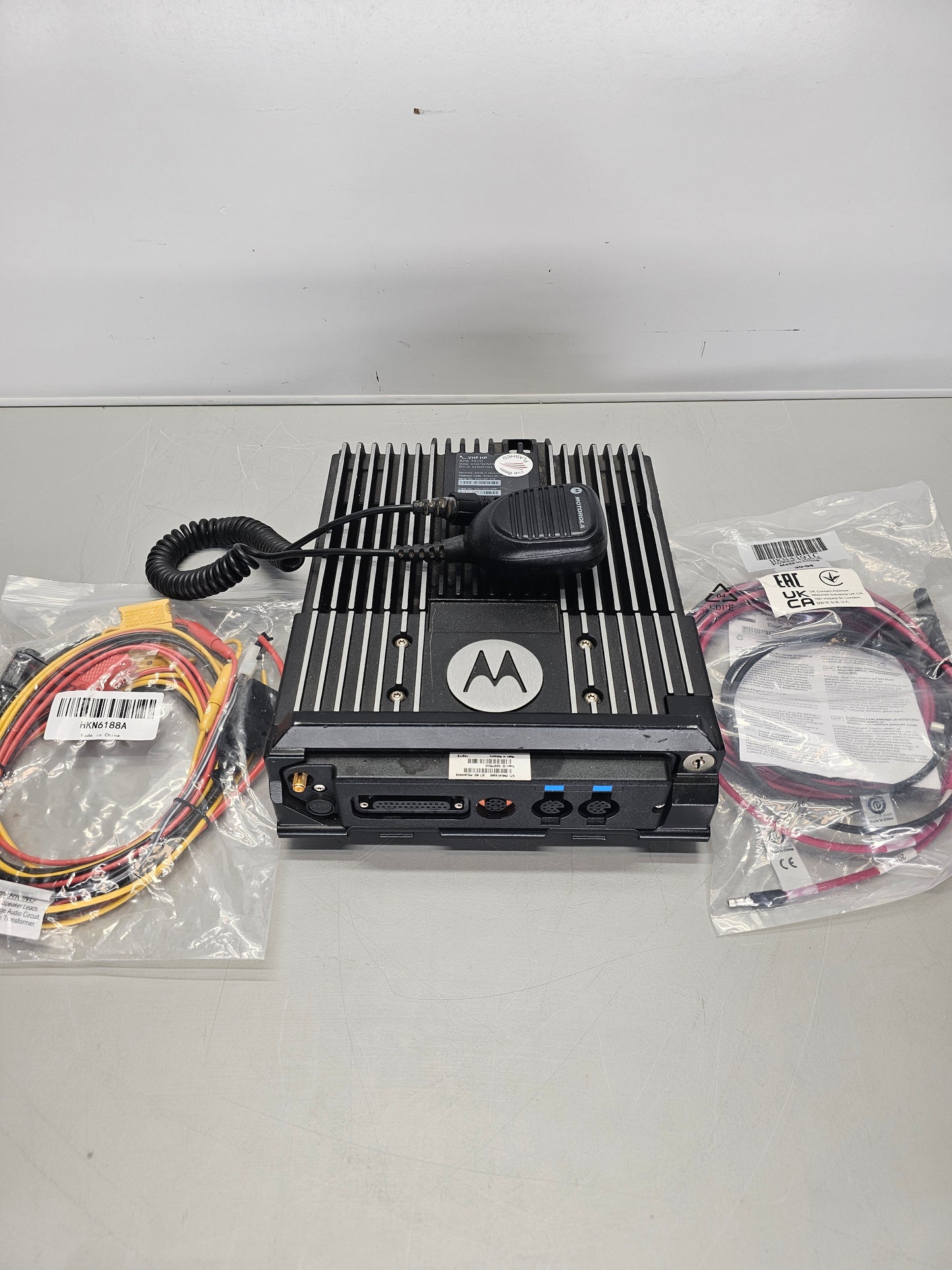 Motorola Mobile APX7500 VHF 136-174 Mhz 2000ch 110W