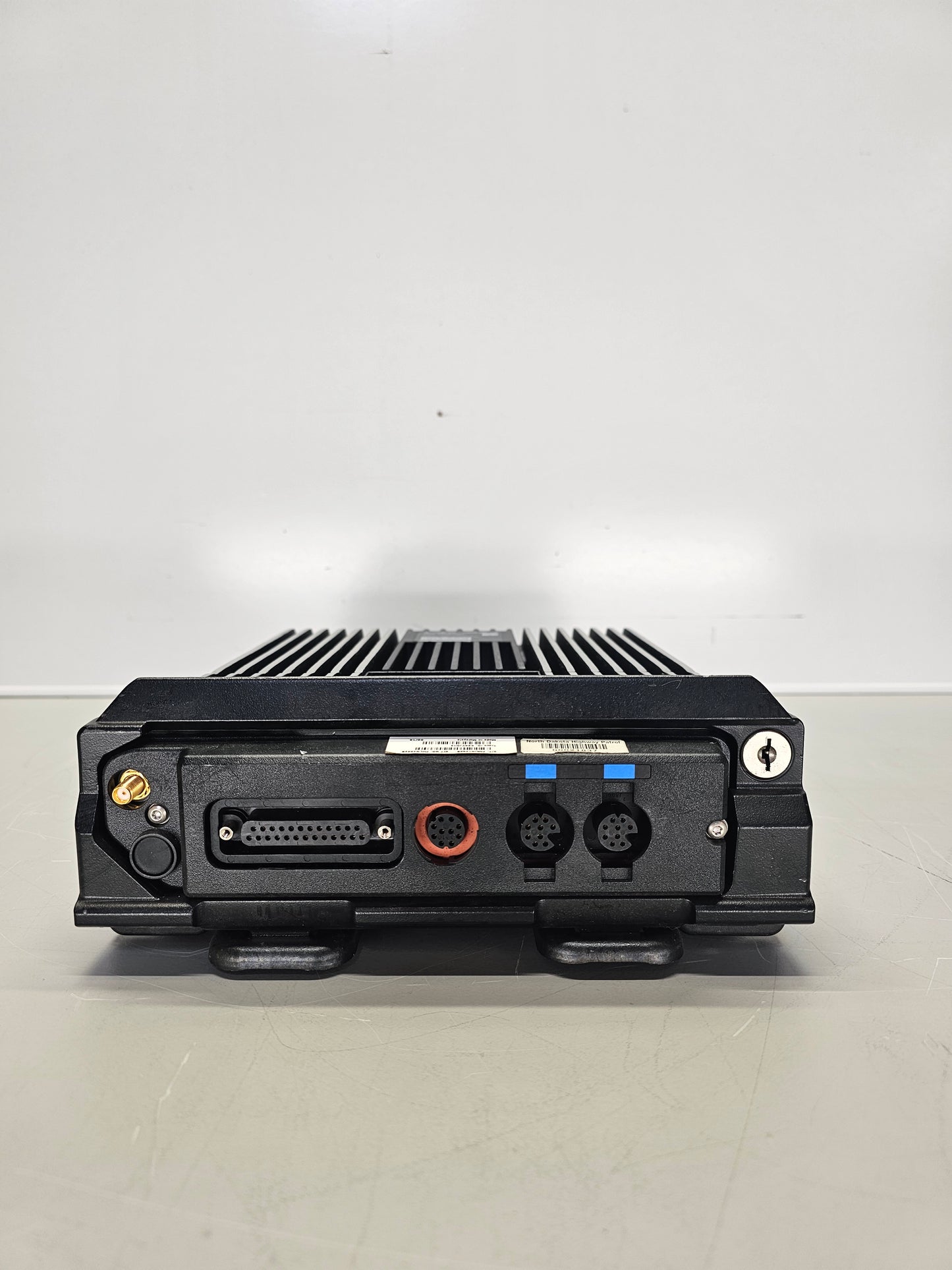 Motorola Mobile APX7500 VHF 700/800 MHz 2000ch 110W