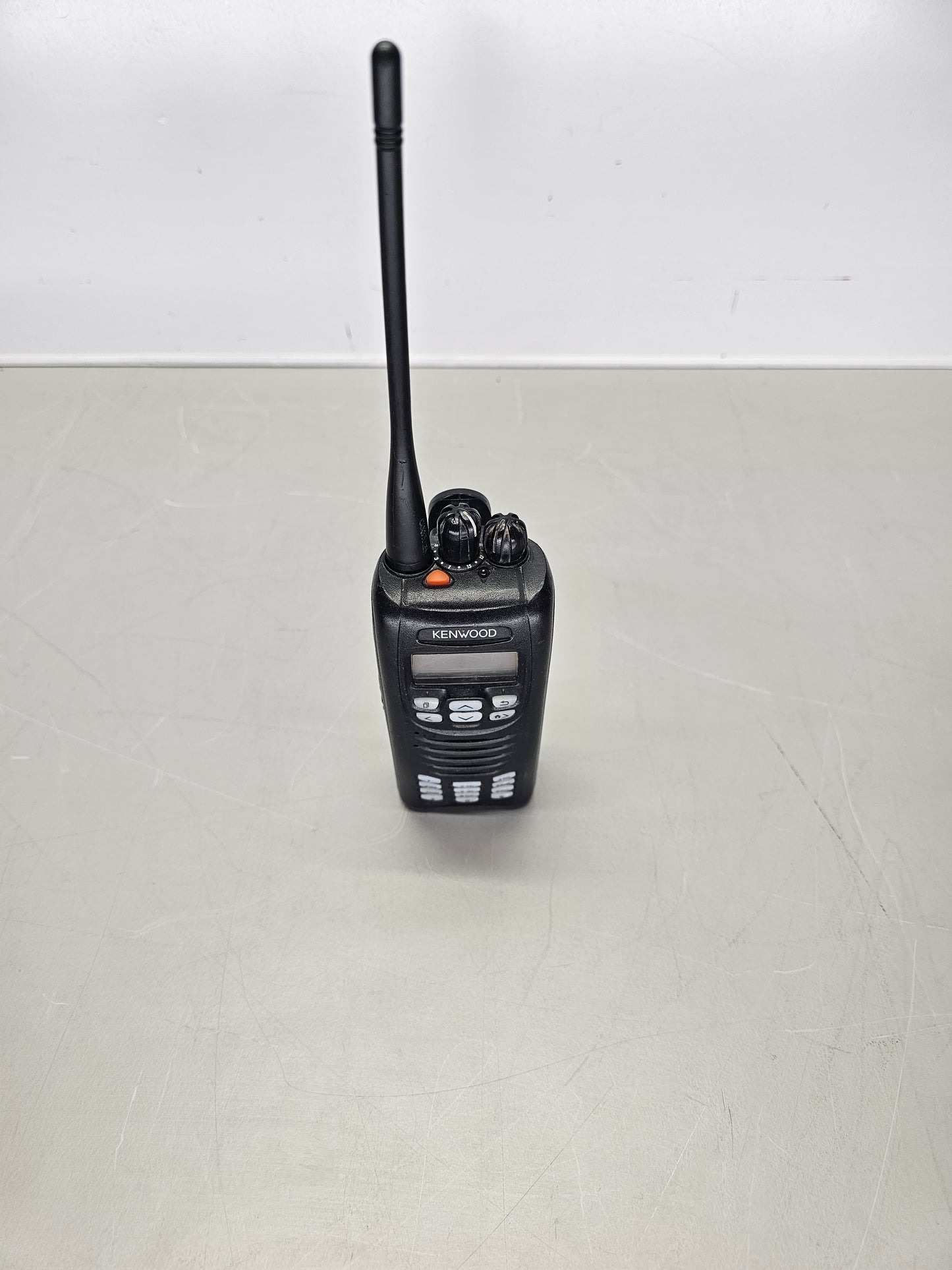 Kenwood Portable NX-300-K4 UHF 400-470 Mhz 512ch 5W (FKP)