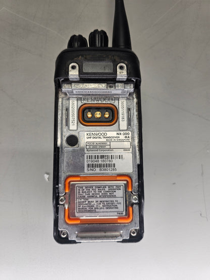 Kenwood Portable NX-300-K4 UHF 400-470 Mhz 512ch 5W (FKP)
