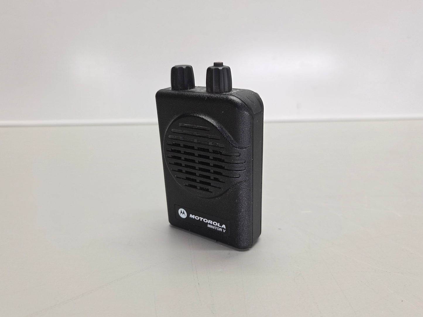 Motorola Pager Minitor V UHF 453-462 Mhz 1ch Stored Voice