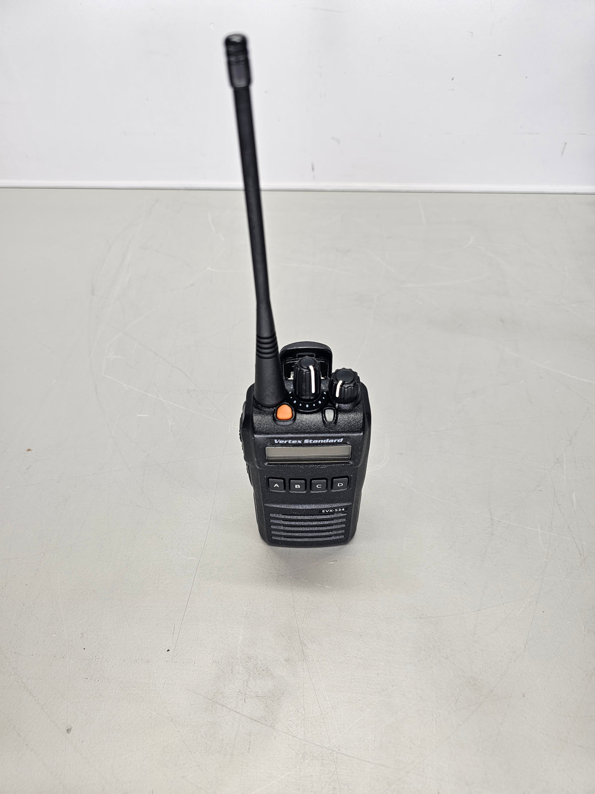 Vertex Portable EVX-534-G6-5 UHF 403-470 Mhz 512ch 5W
