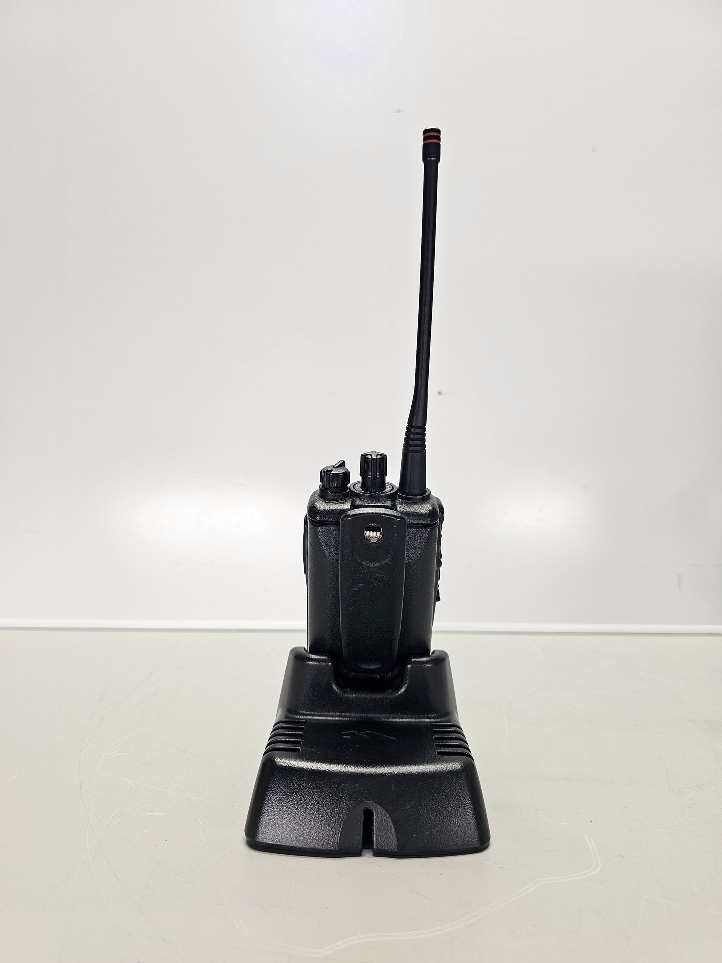 Vertex Portable VX-354-AD0B-5 VHF 136-174 Mhz 16ch 5W