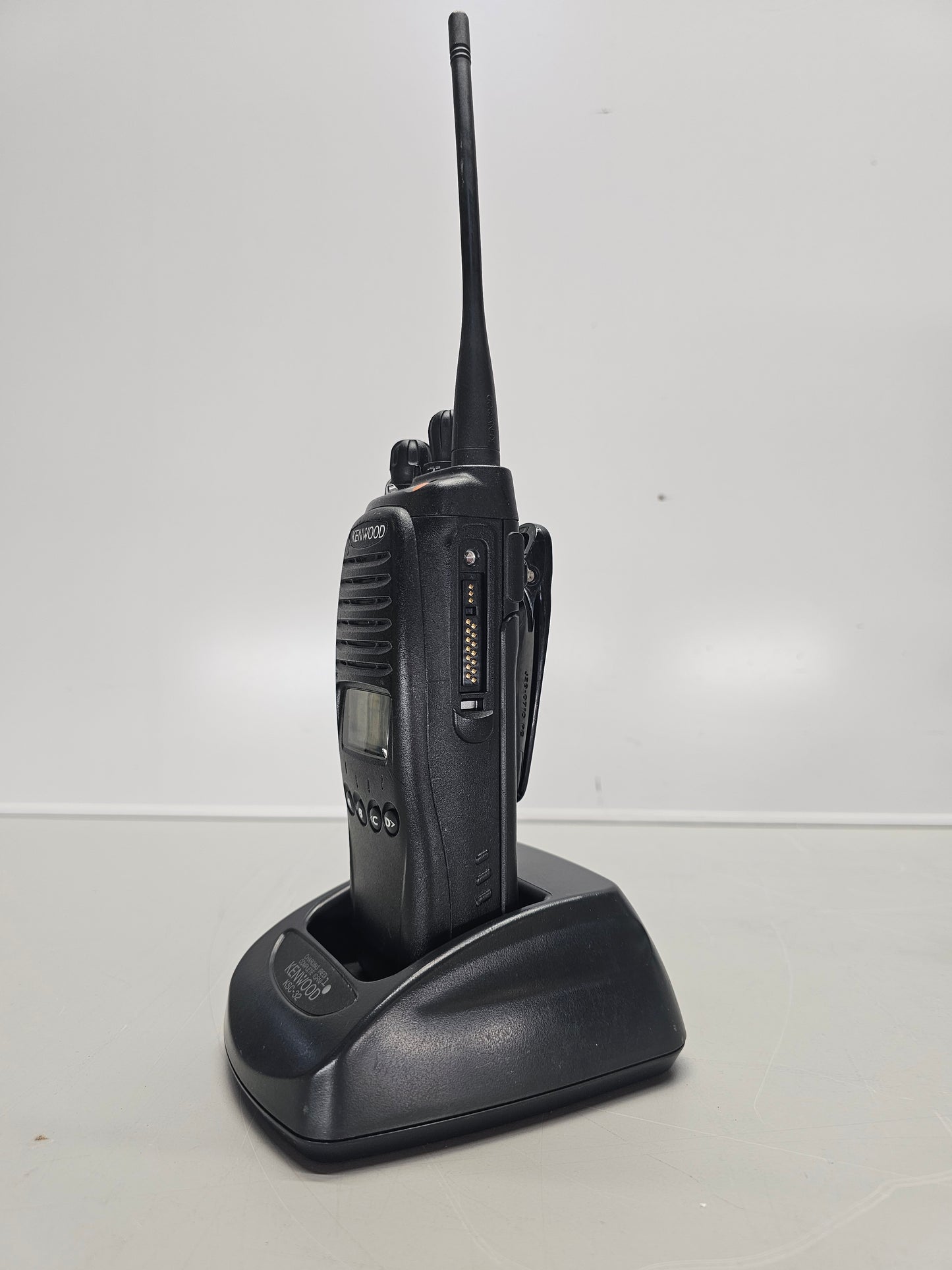 Kenwood Portable TK-5210 VHF 136-174 Mhz 1024ch 5W (LKP)