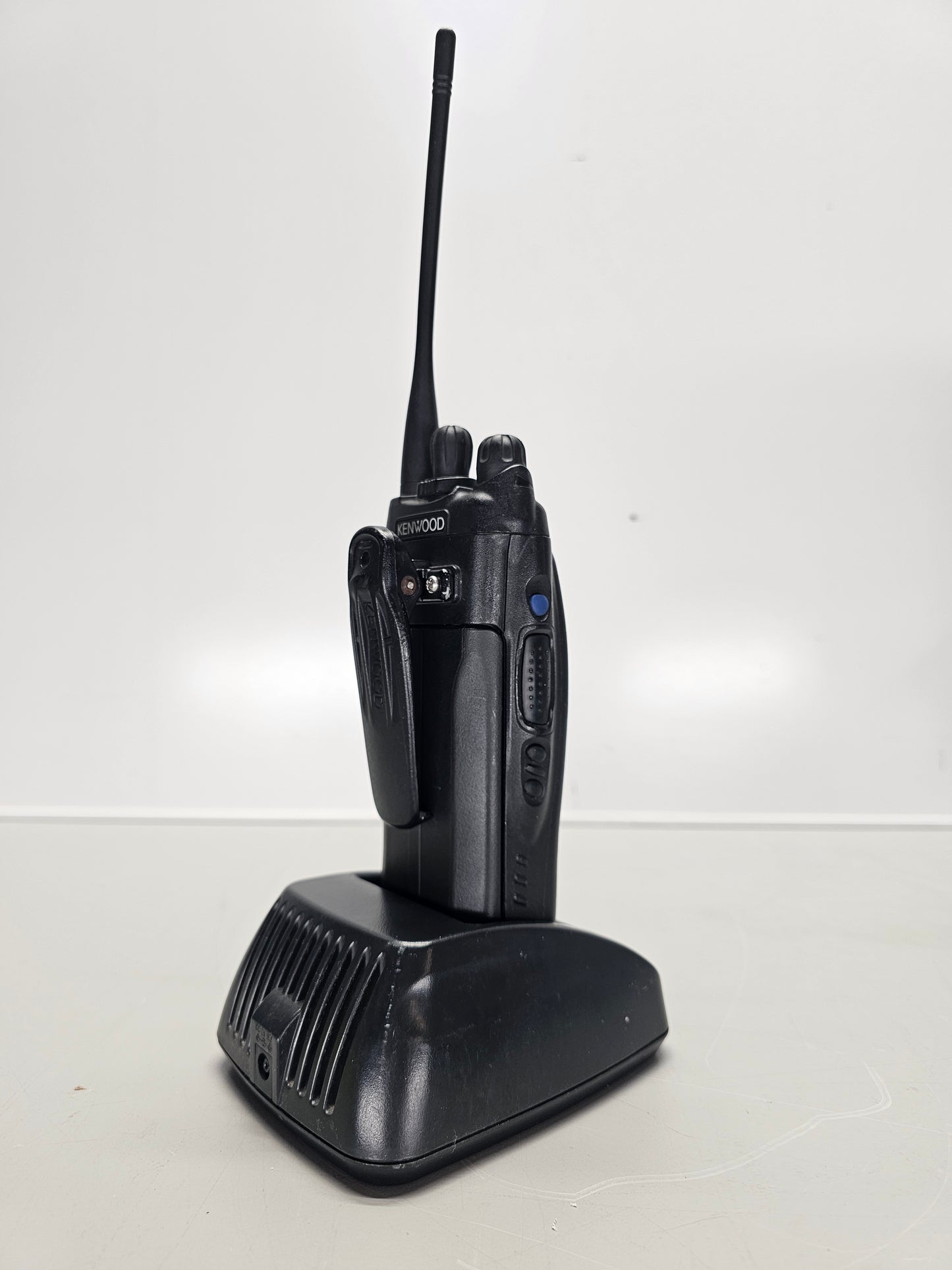 Kenwood Portable TK-5210 VHF 136-174 Mhz 1024ch 5W (LKP)