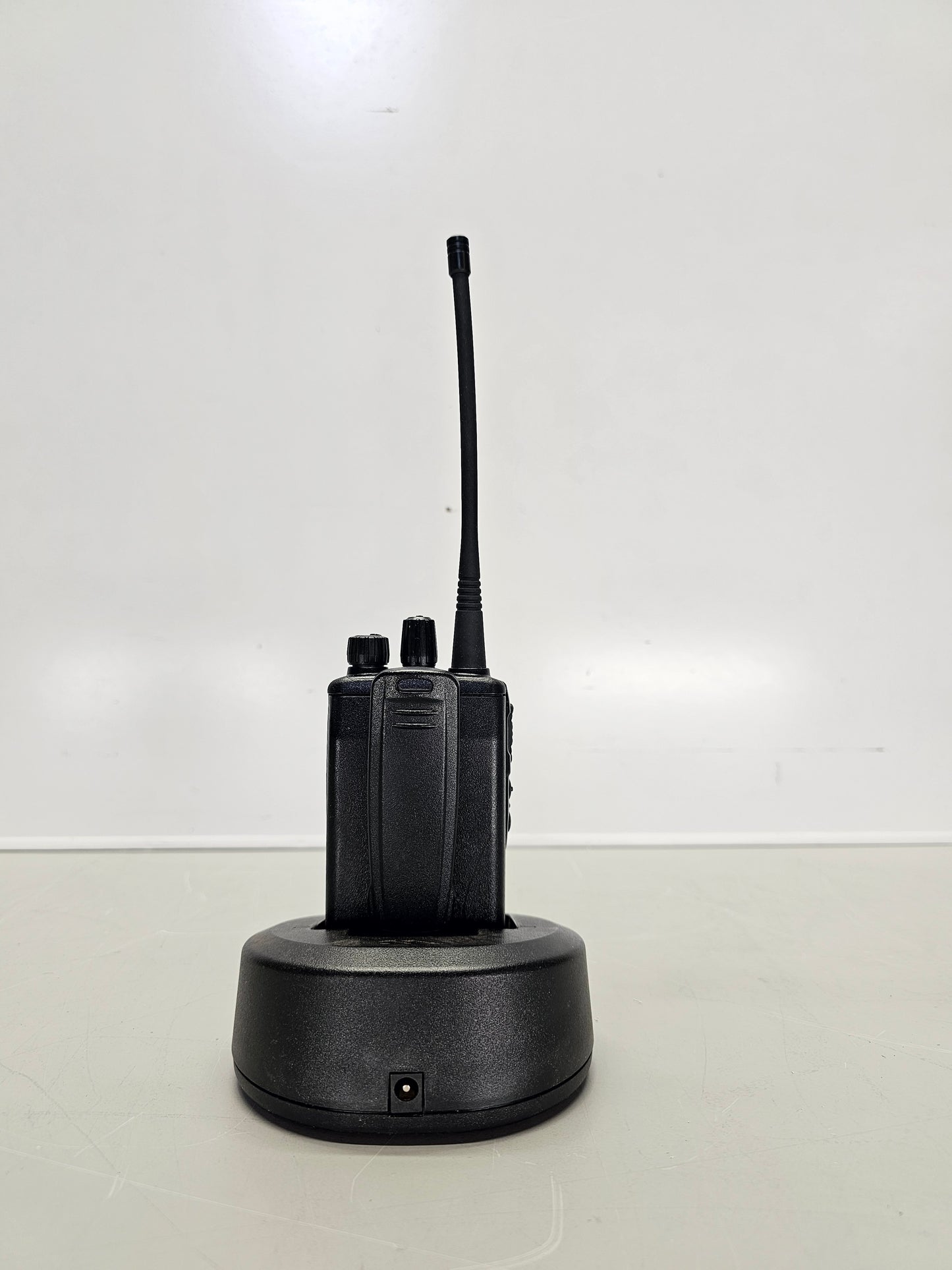 Motorola/Vertex Portable EVX-261-G6-5 UHF 403-470 Mhz 16ch 5W