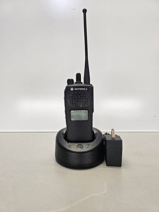 Motorola Portable XTS2500 VHF 136-174 MHz 96ch 5W M1.5