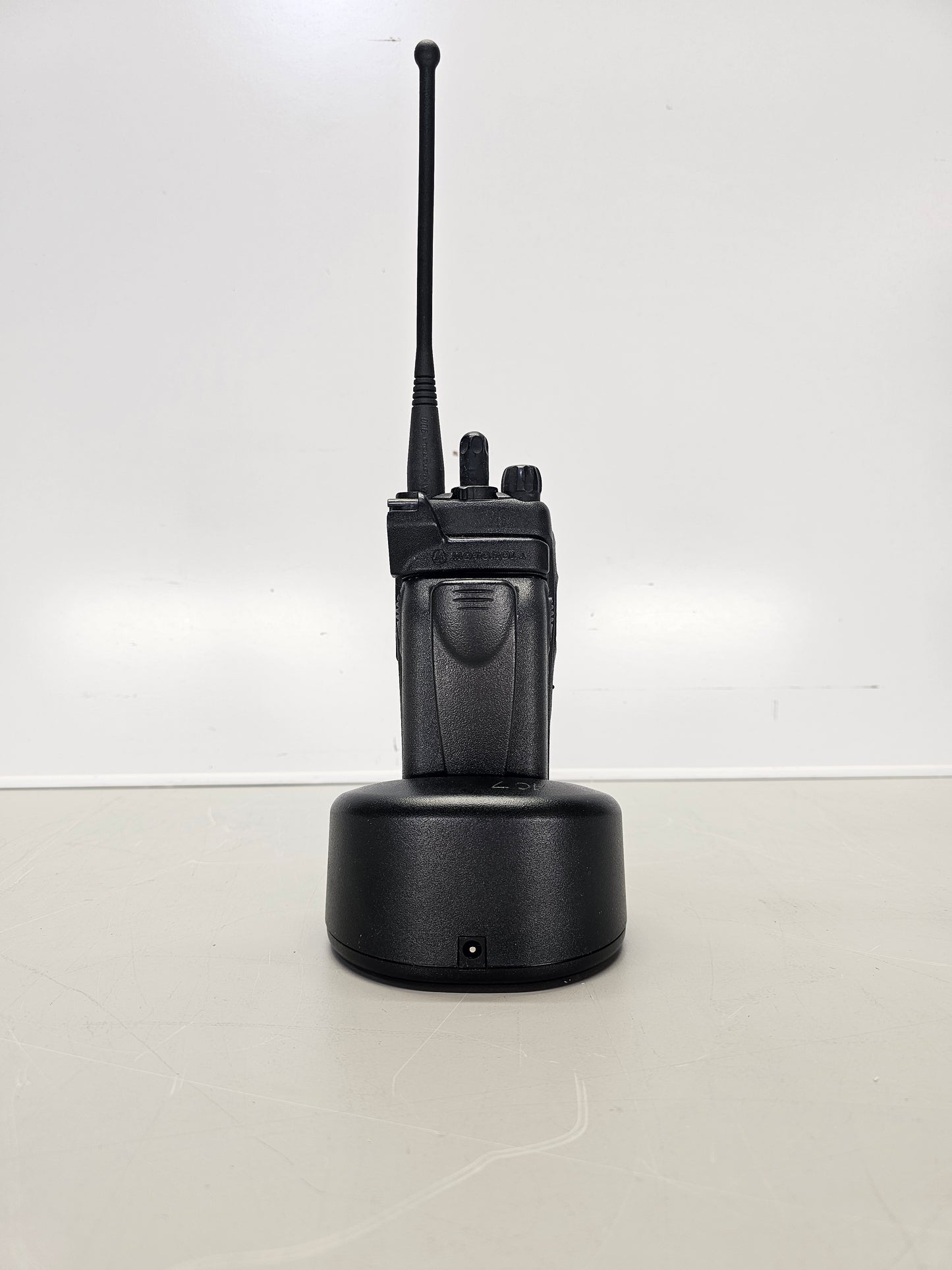 Motorola Portable XTS2500 VHF 136-174 Mhz 96ch 5W M1.5
