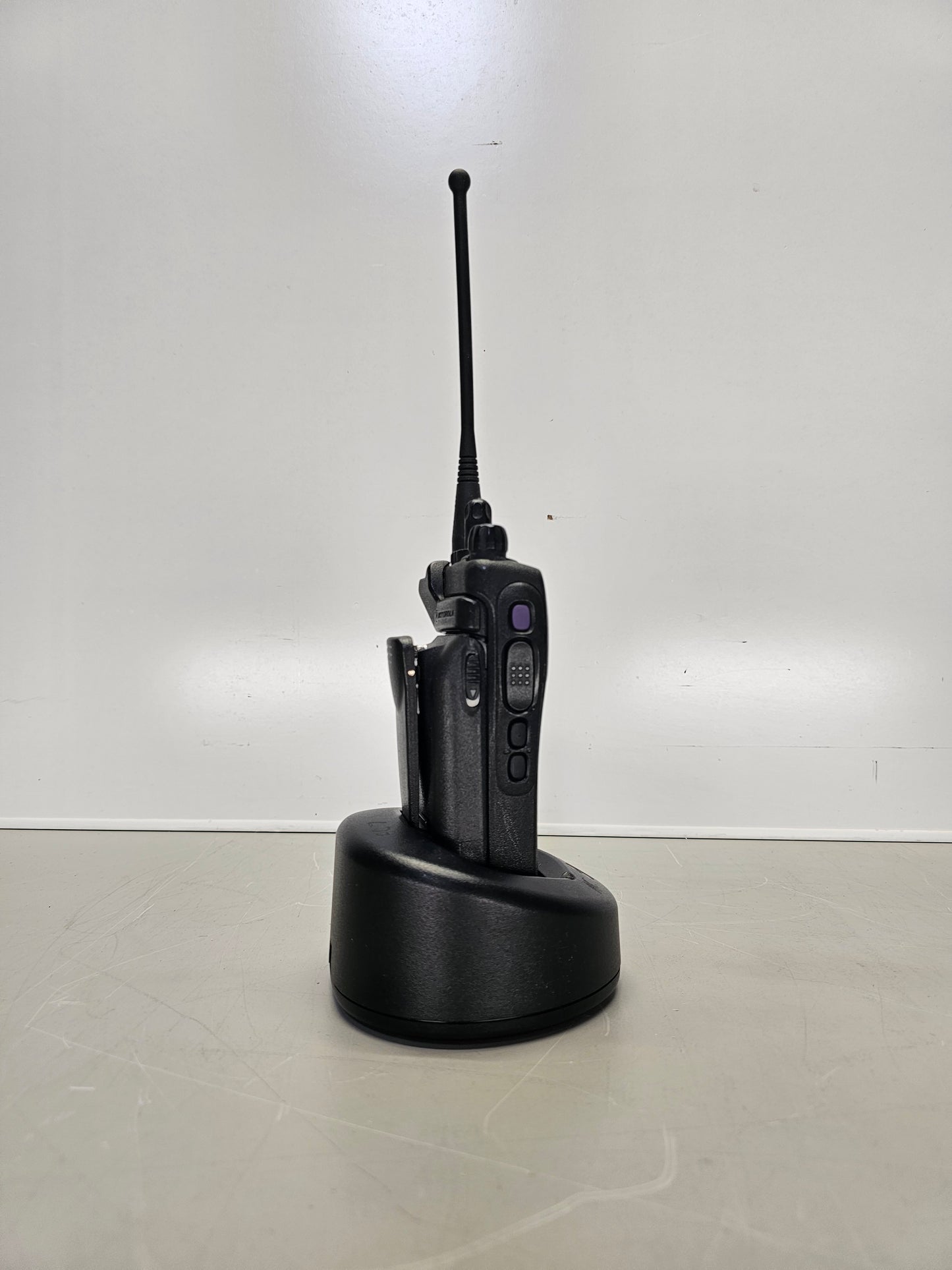 Motorola Portable XTS2500 VHF 136-174 Mhz 96ch 5W M1.5