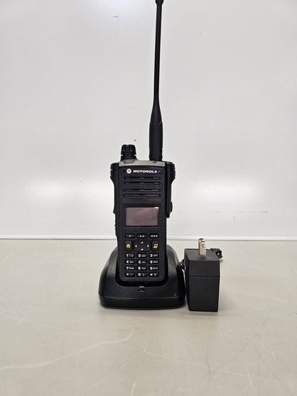 Motorola Portable APX4000 900 896-940 Mhz 512ch 2.5W M3 Single