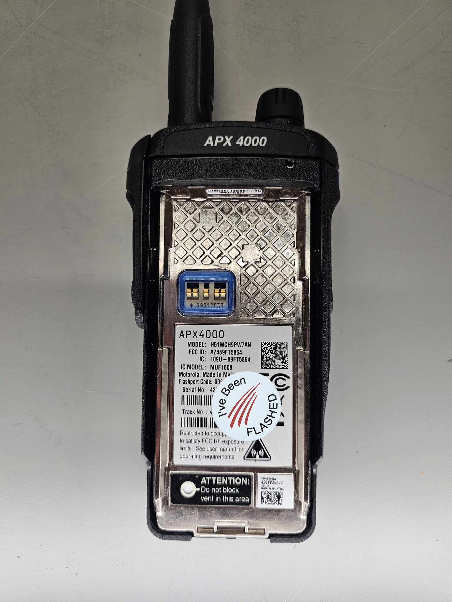 Motorola Portable APX4000 900 896-940 Mhz 512ch 2.5W M3 Single