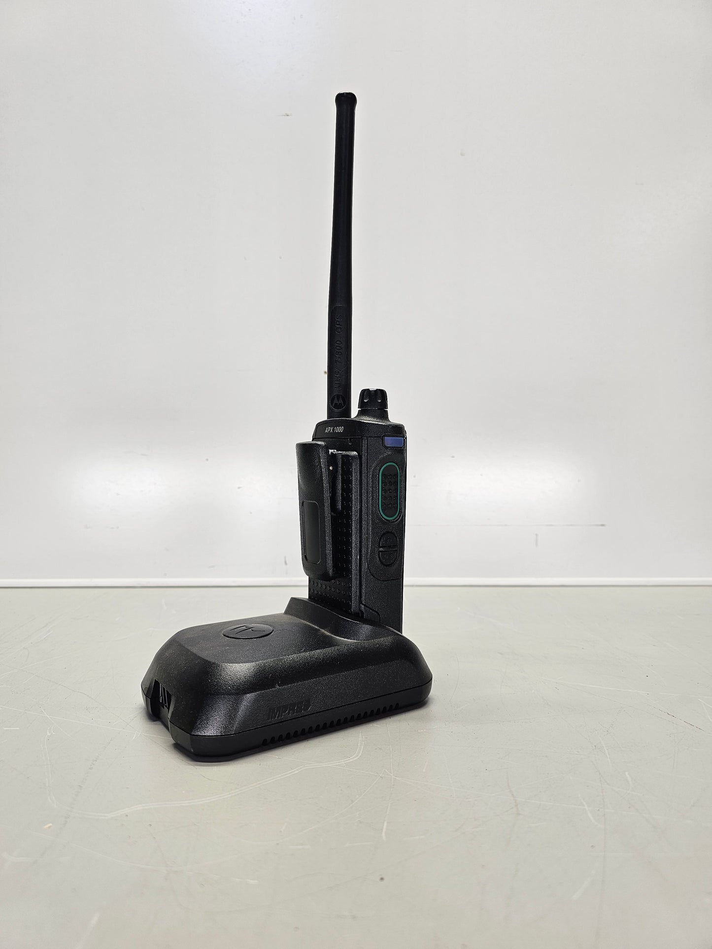 Motorola Portable APX1000 UHF 380-470 R1 512ch 5W M1.5 AN