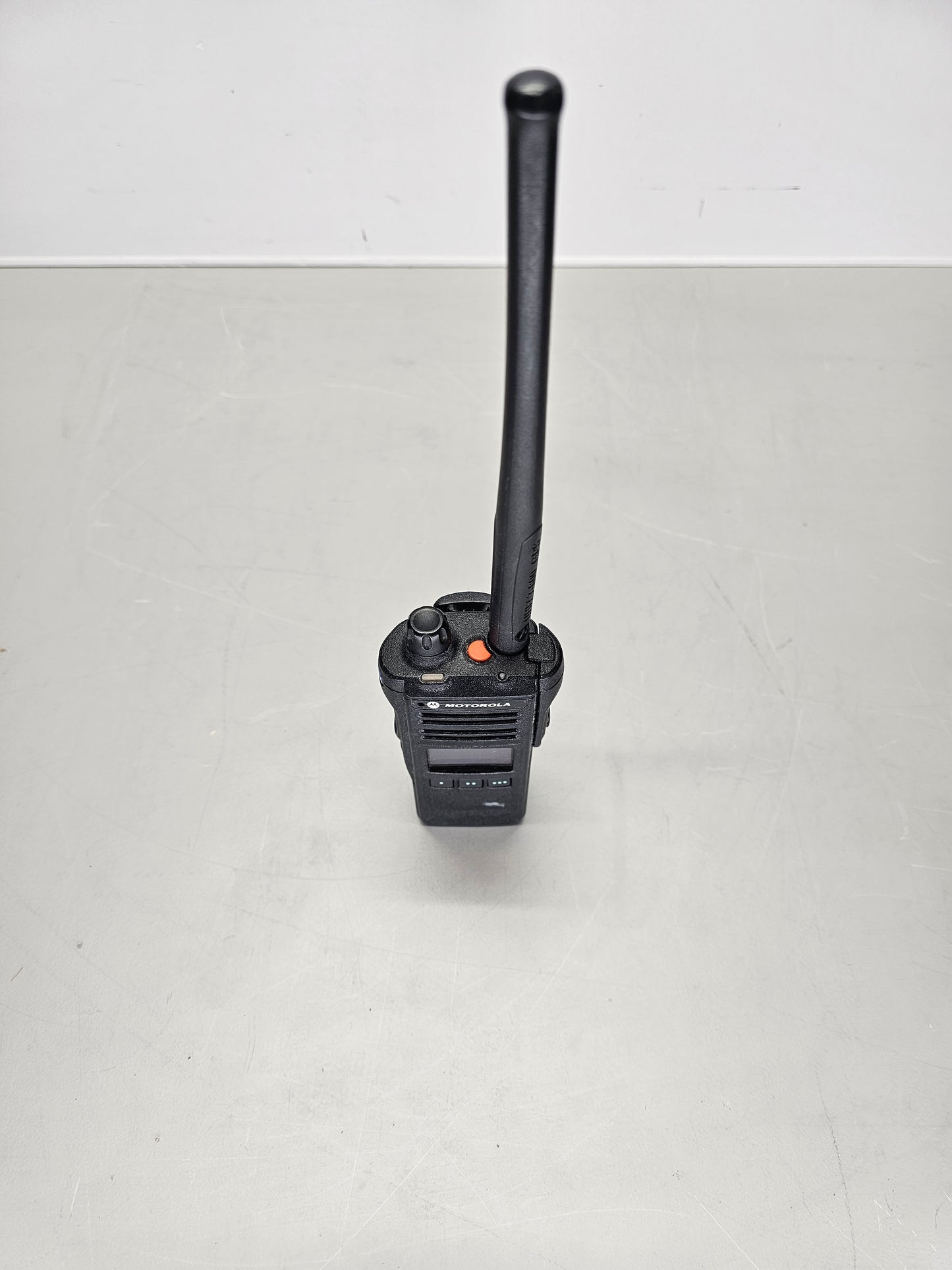 Motorola Portable APX1000 UHF 380-470 R1 512ch 5W M1.5 AN