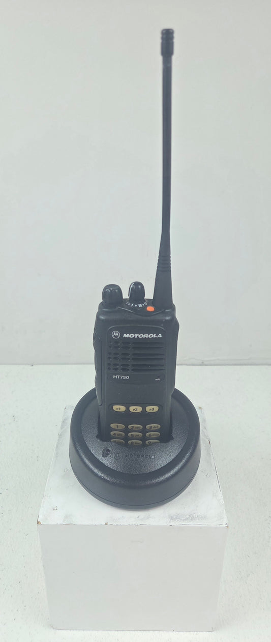 Motorola Portable HT750 UHF 403-470 MHz 16ch 4W (FKP)