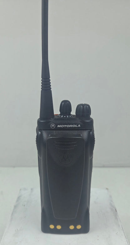 Motorola Portable HT750 UHF 403-470 Mhz 16ch 4W (FKP)