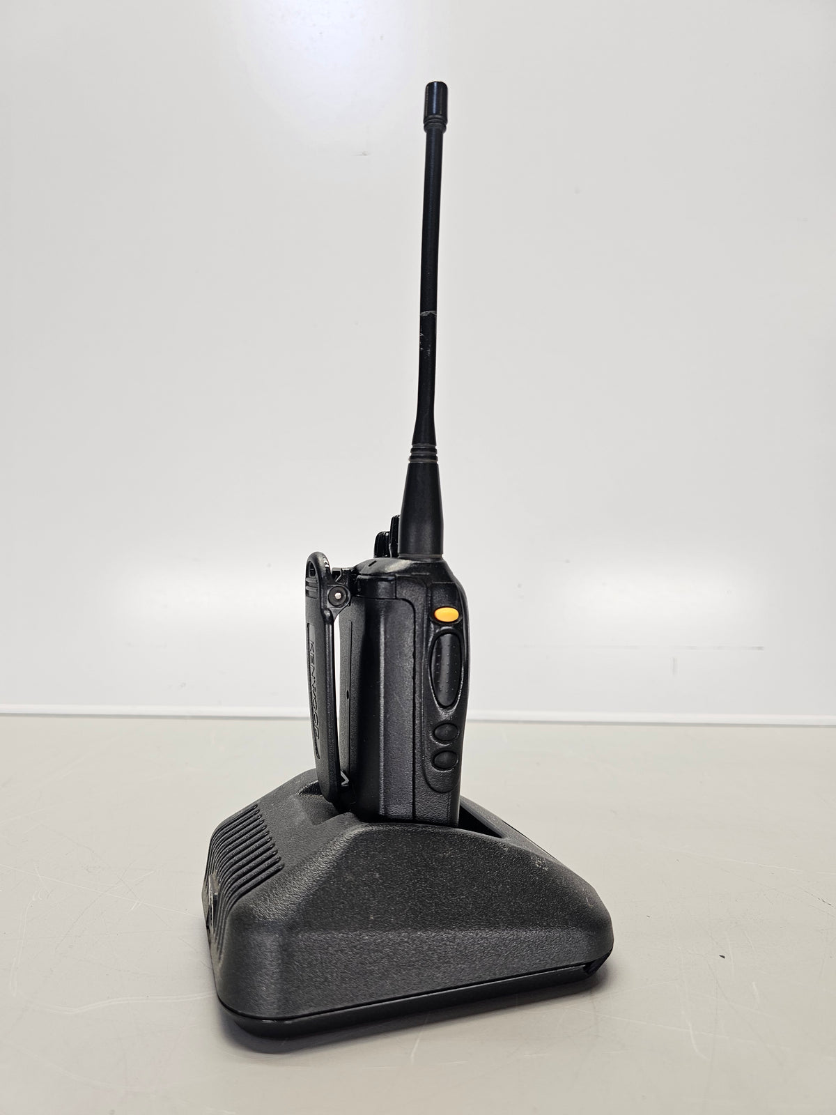 Kenwood Portable TK-3160-1 UHF 400-470 MHz 16ch 4W
