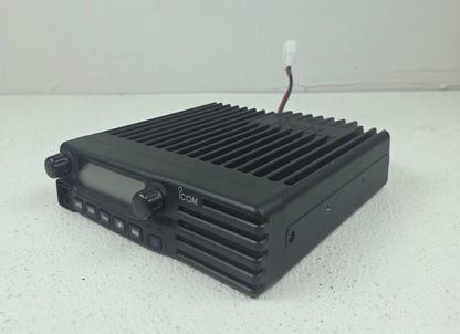 Icom Mobile IC-F2721D 01 UHF 400-470 Mhz 256ch 45W Display