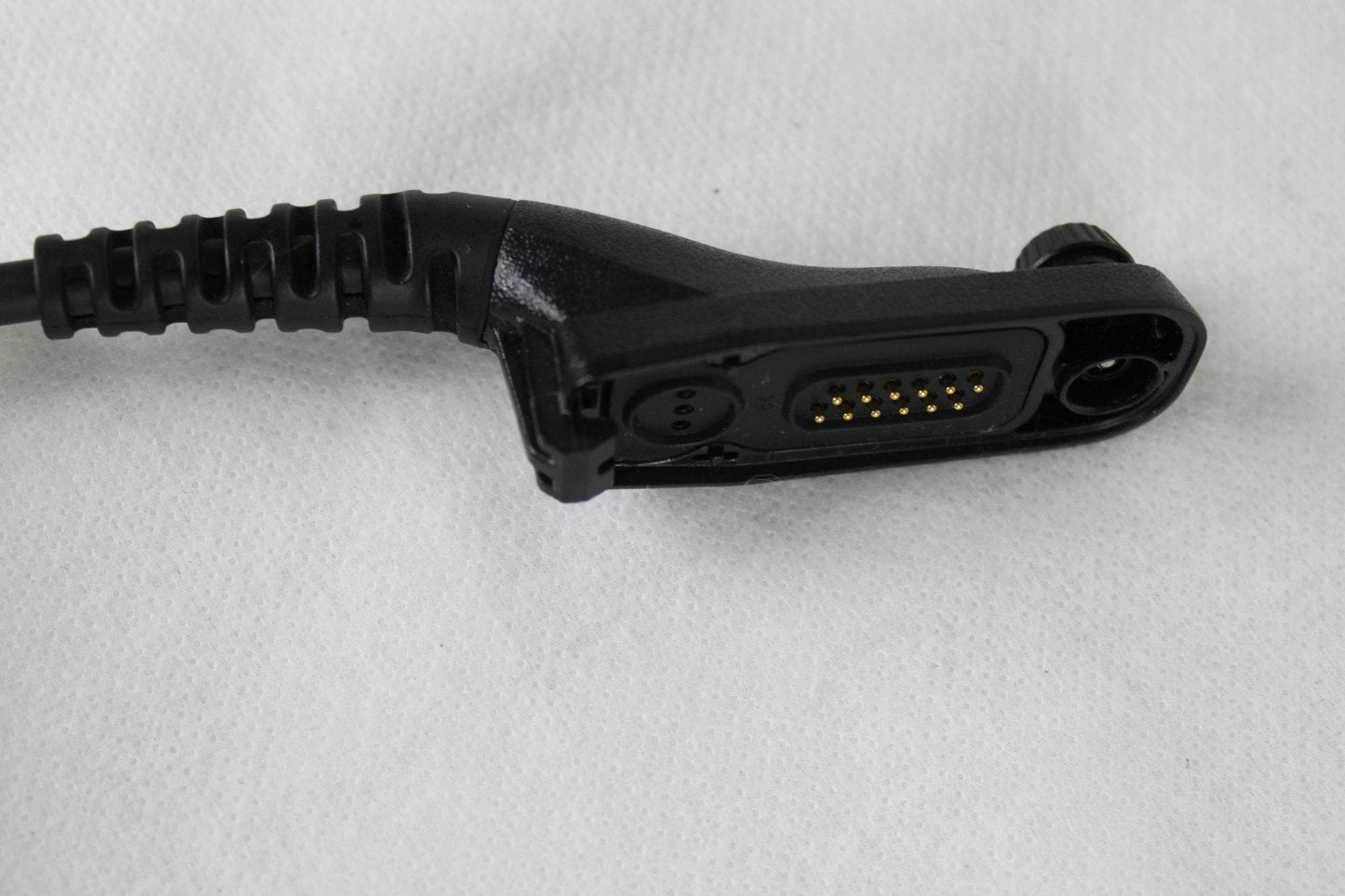 MOTOROLA HMN4104 APX Speaker Mic w/ RLN6424 RX-only earpiece for APX Models