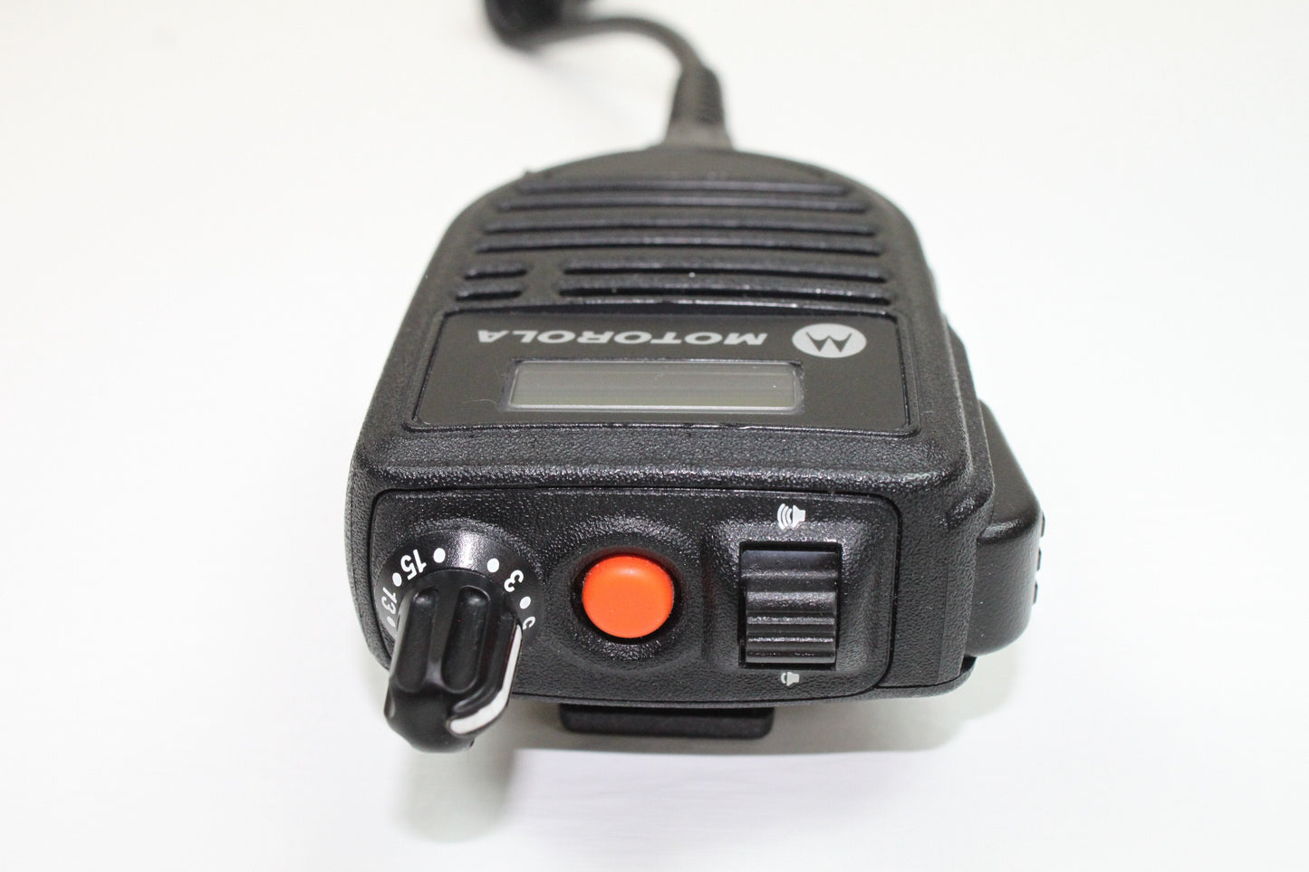 MOTOROLA HMN4104 APX Speaker Mic w/ RLN6424 RX-only earpiece for APX Models