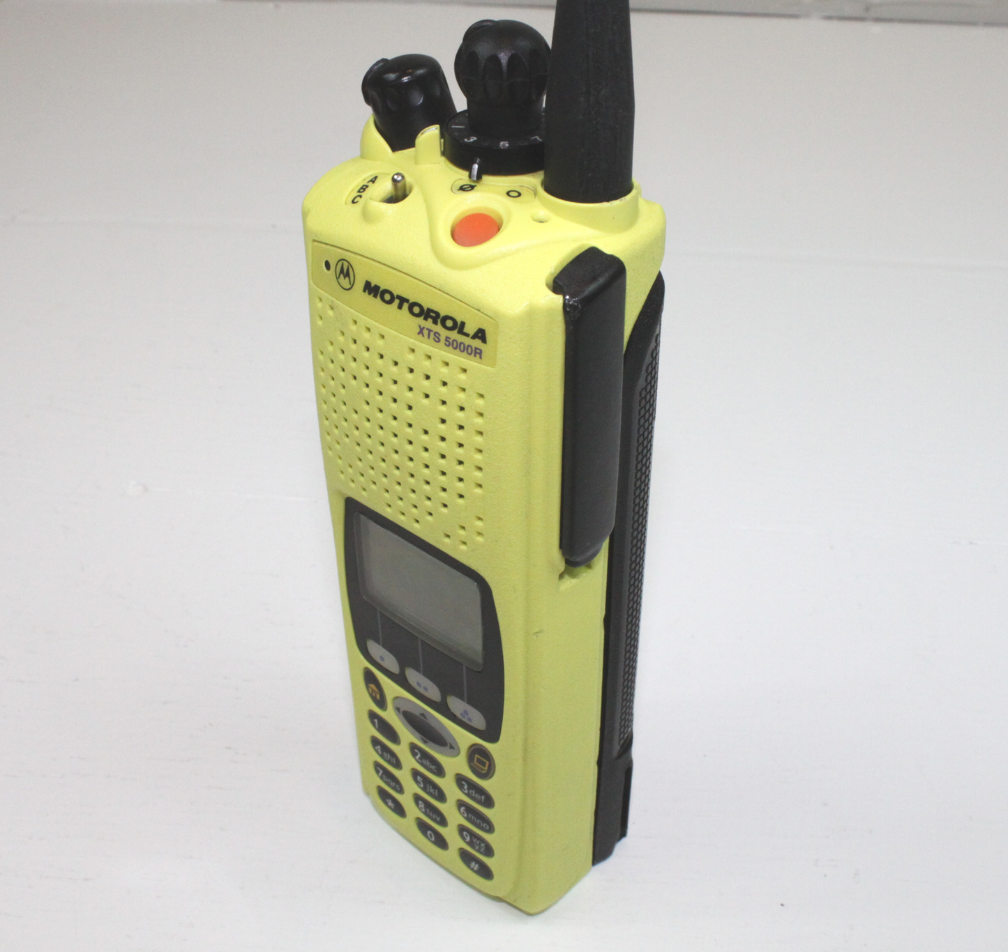 Motorola XTS5000R IS/FM Model 3 800MHz 1000 Ch 3W RUGGED Portable Radio