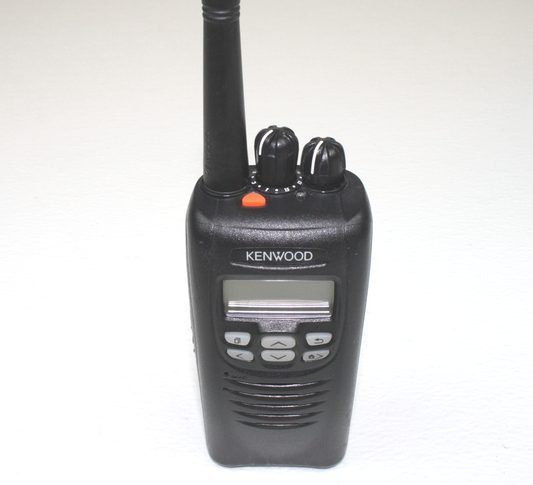 Kenwood TK-5320 K UHF (450-520MHz) Portable Radio P25 Digital