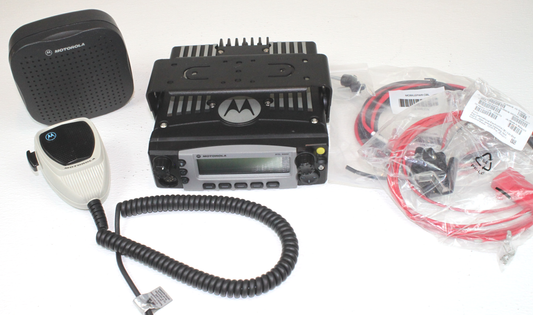 Motorola XTL5000 UHF (450-520MHz) Mobile Radio (40W)
