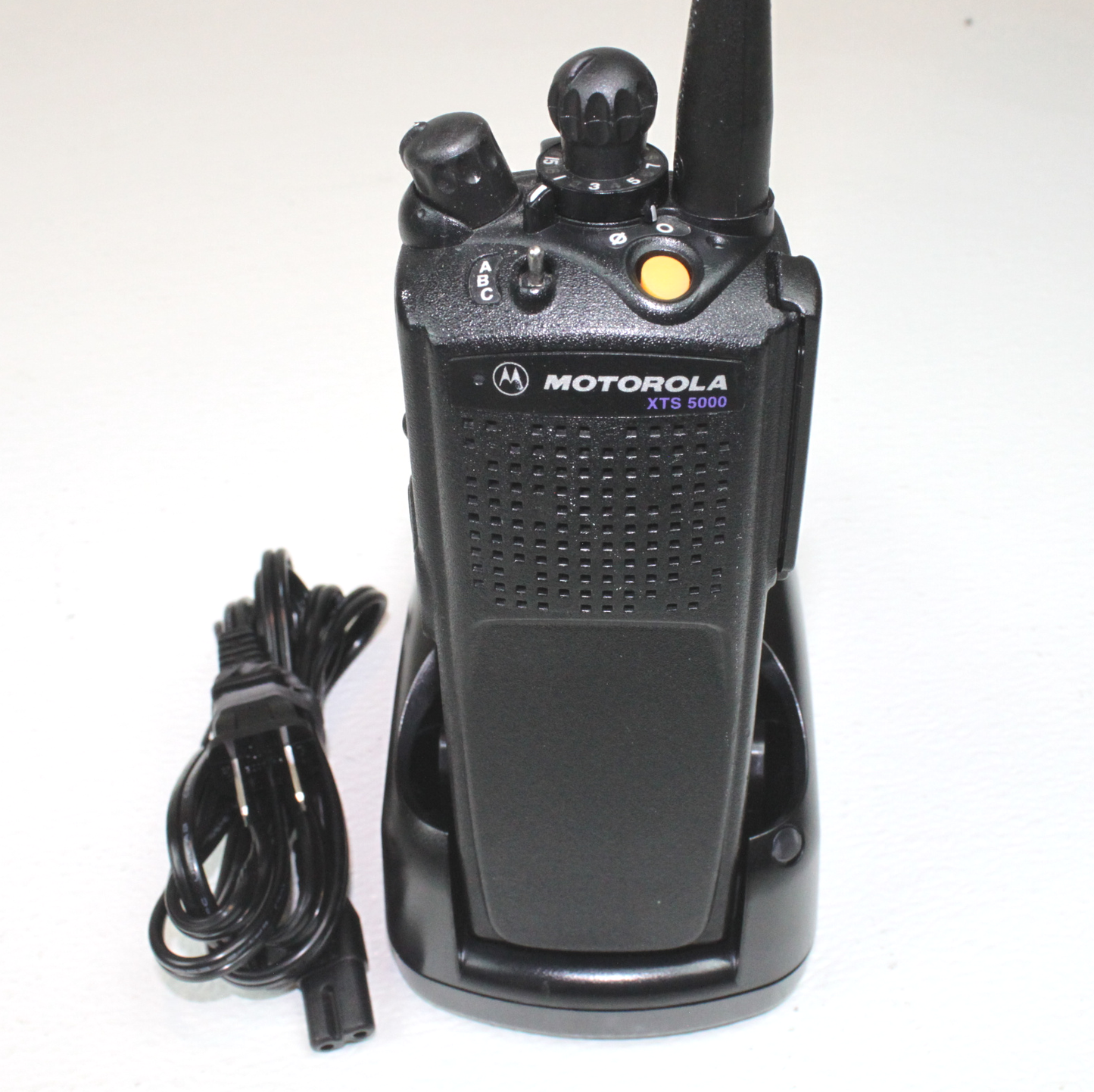 Motorola XTS5000 Model 1 VHF (136-174MHz) Portable Radio