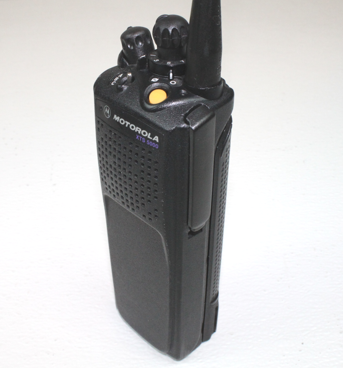 Motorola XTS5000 Model 1 VHF (136-174MHz) Portable Radio