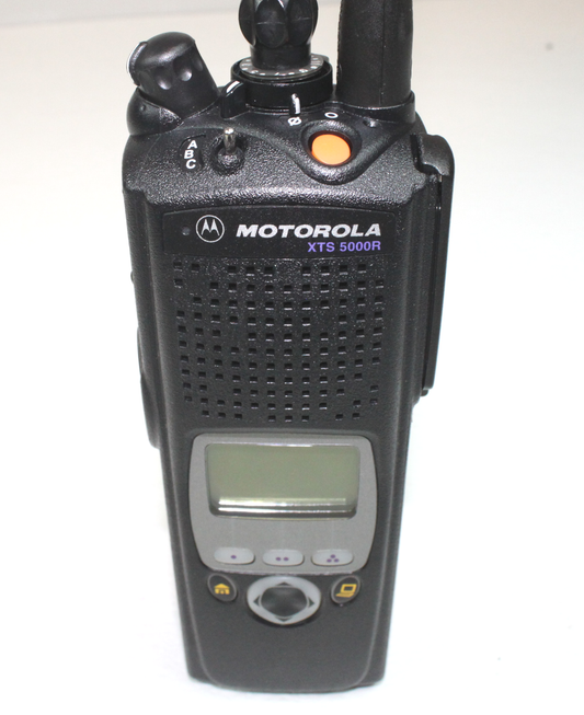 Motorola XTS5000 Model 2 UHF (403-470MHz) Portable Radio