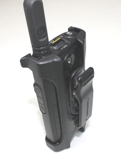 Motorola SL300 Capacity + UHF (403-470 MHz) 99ch Active Display Digital/Analog Portable Radio