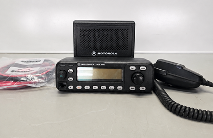 Motorola Mobile MCS2000 UHF 450-512 Mhz 160ch 25W Model 2