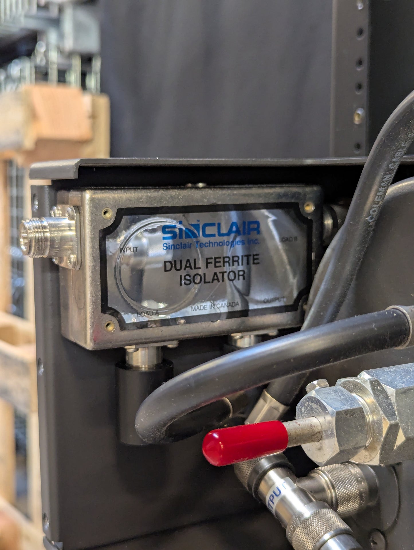Sinclair TJ3216 - 6 Channel Transmit Combiner - 7" Ferrite -Cavity with dual-stage isolator, UHF (406-512MHz)