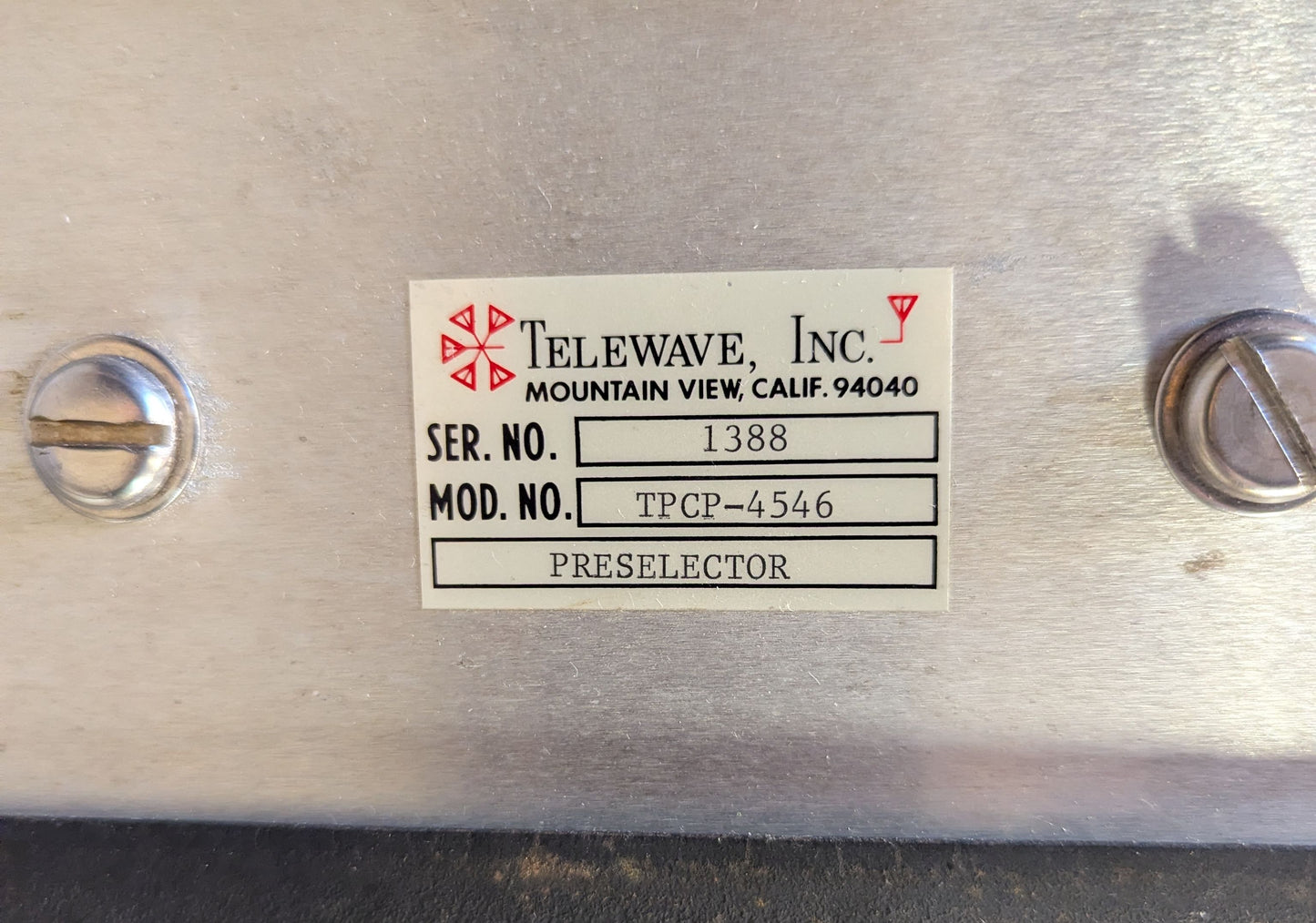 TELEWAVE M101-450-8TRM UHF 6-Chan COMBINER with Optional Rx Multicoupler