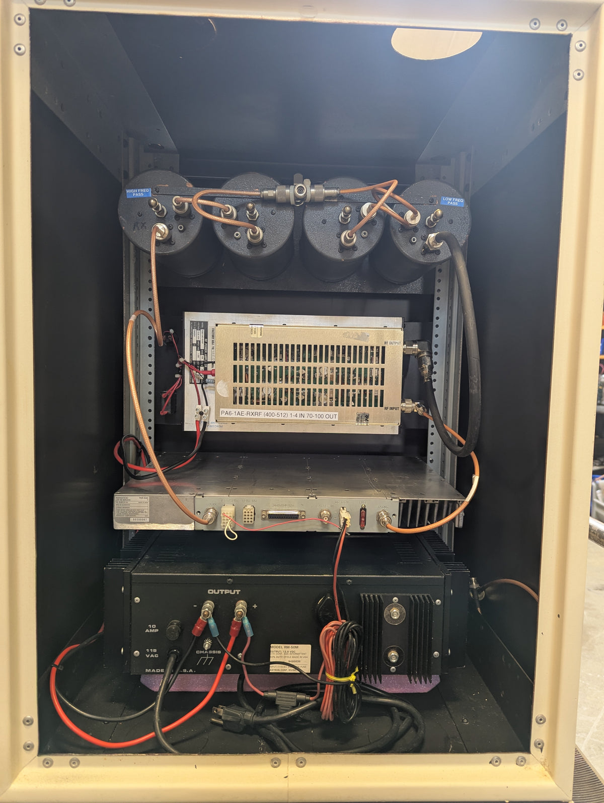 Kenwood TKR-840 UHF Repeater Cabinet CAB926
