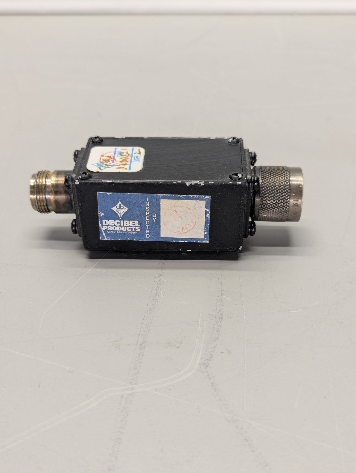 Decibel DB4333-B (850-900MHz) Harmonic Filter