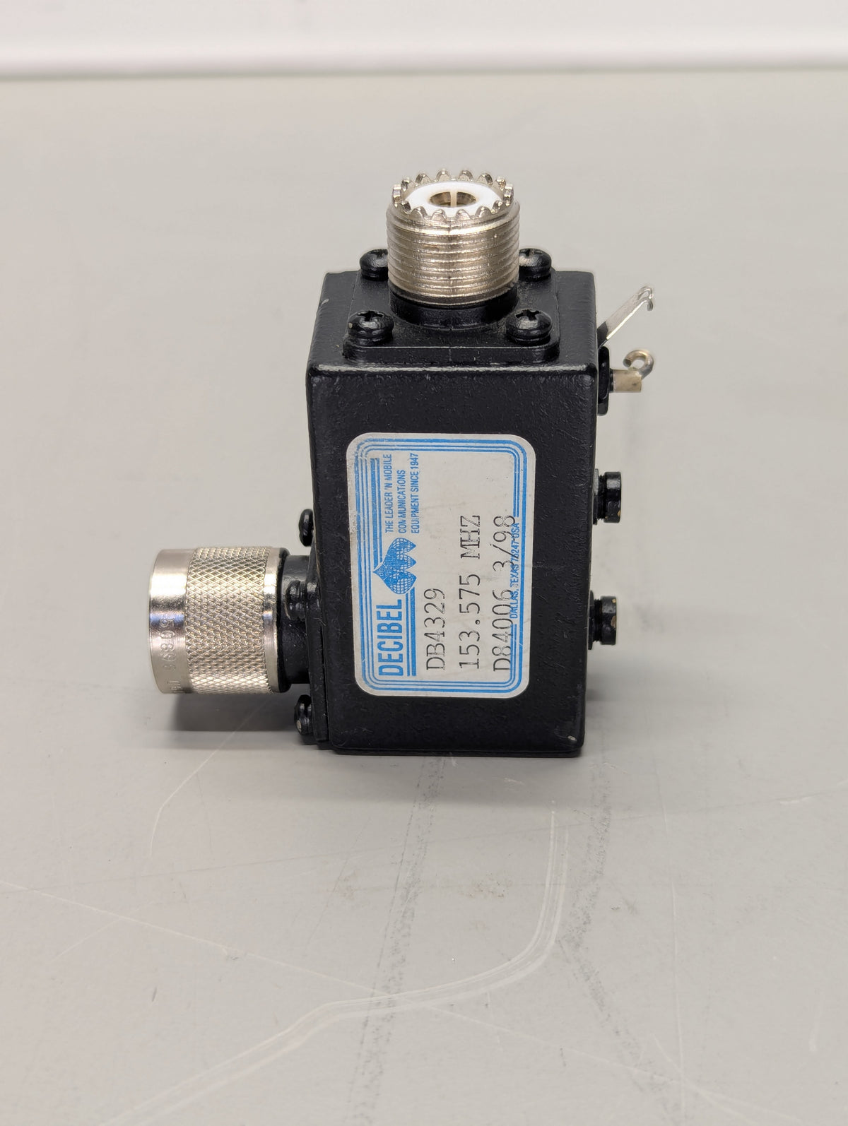 Decibel DB4329 VHF Z-Matcher Impedance Matching Network – Right Angle Connector