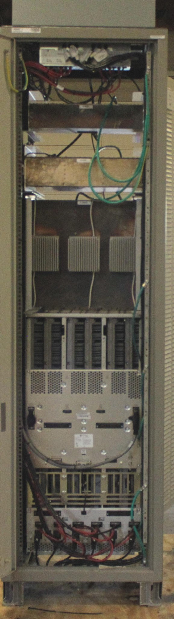 Motorola GTR8000 UHF 435-524 Mhz 5 Channel ASTRO 25 Expandable Site Subsystem