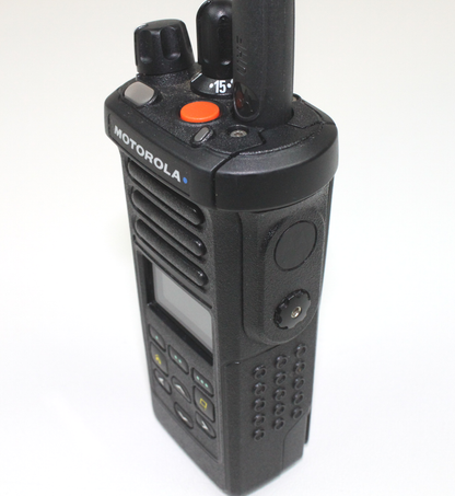 Motorola Portable APX4000 UHF 450-520 R2 512ch 5W M2 Dual Knob