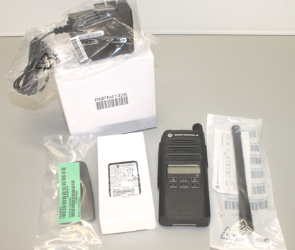 Motorola CP100D VHF (136-174  Mhz) 16ch Ltd Keypad 5W DIGITAL & Analog (NEW)