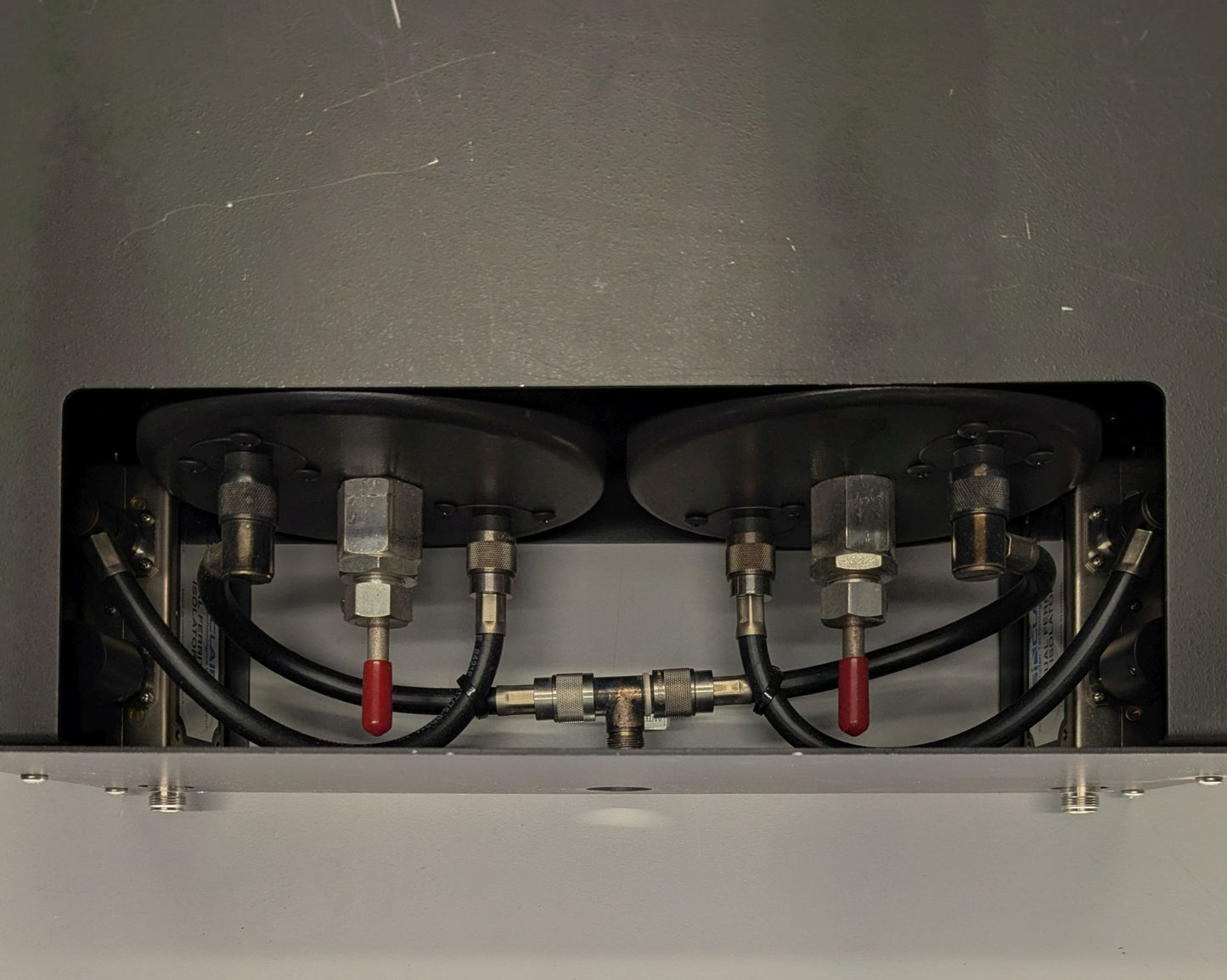 Sinclair TJ3212-2 channel Combiner-7" Cavity-Ferrite with dual stage isolator