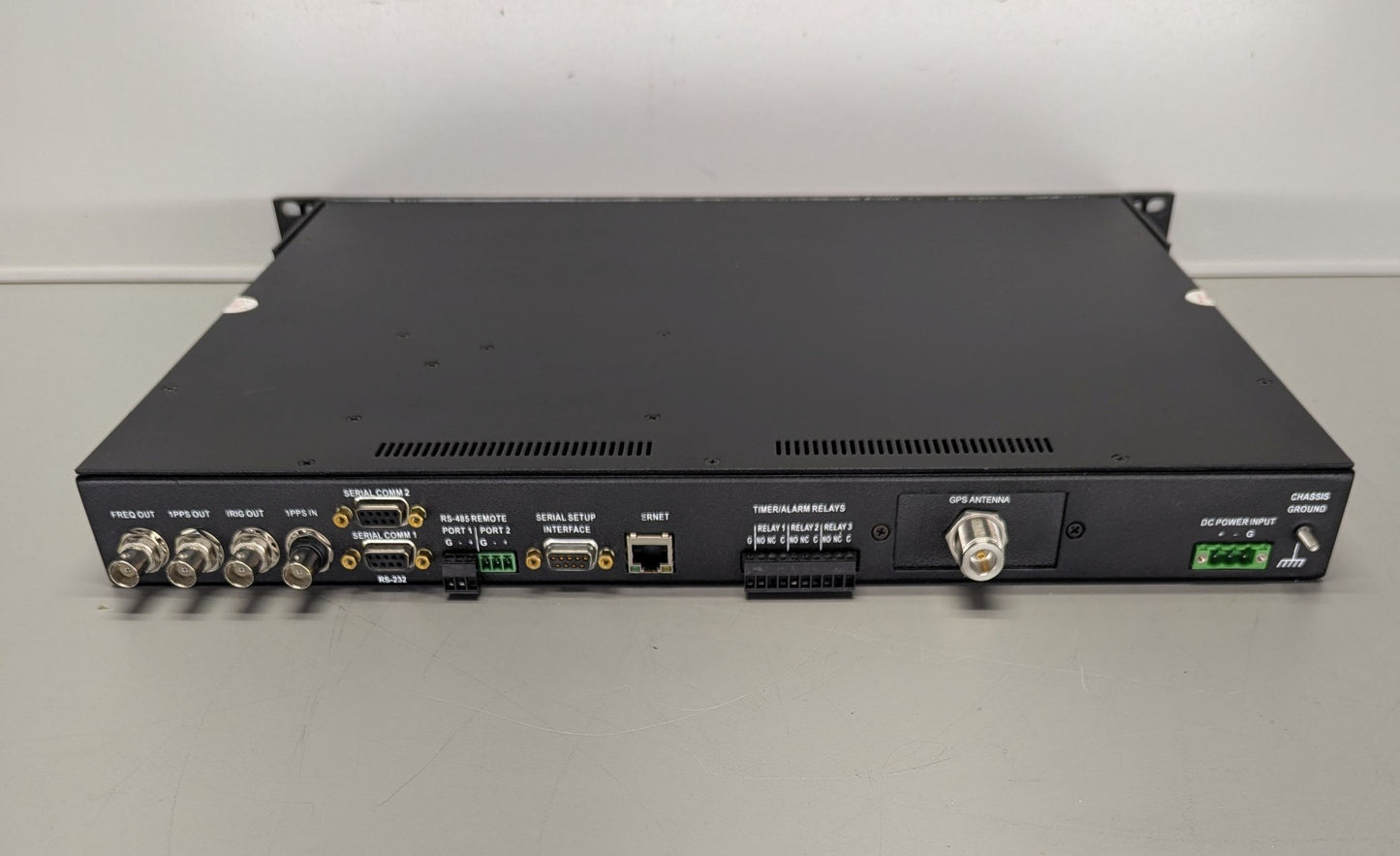 Spectracom Netclock Time Server Model 9383 Opt 05, 08