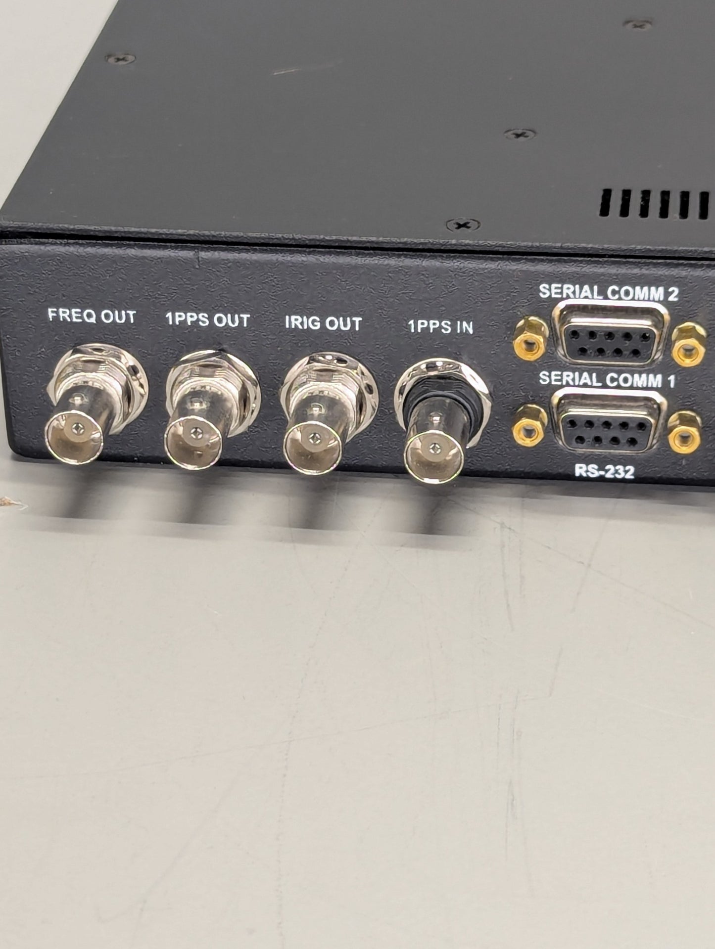 Spectracom Netclock Time Server Model 9383 Opt 05, 08