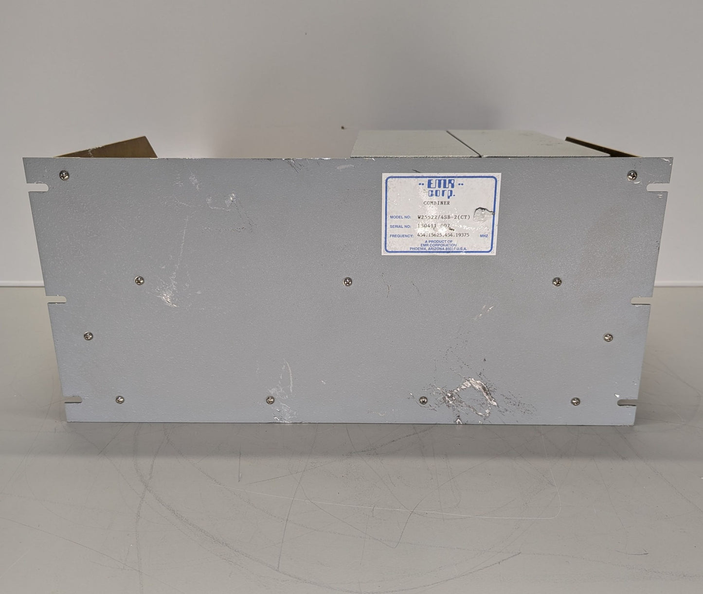 EMR 2-Channel Hybrid-Ferrite Transmitter Combiner with EMR W25522-4SB-2